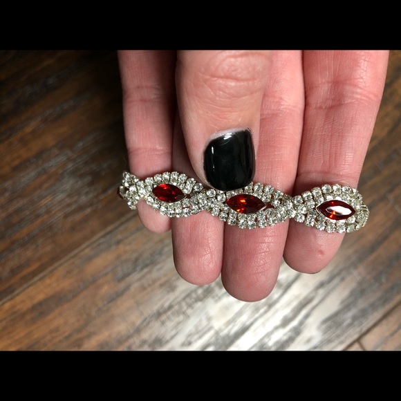 Silver & Red Bracelet - Picture 5 of 5